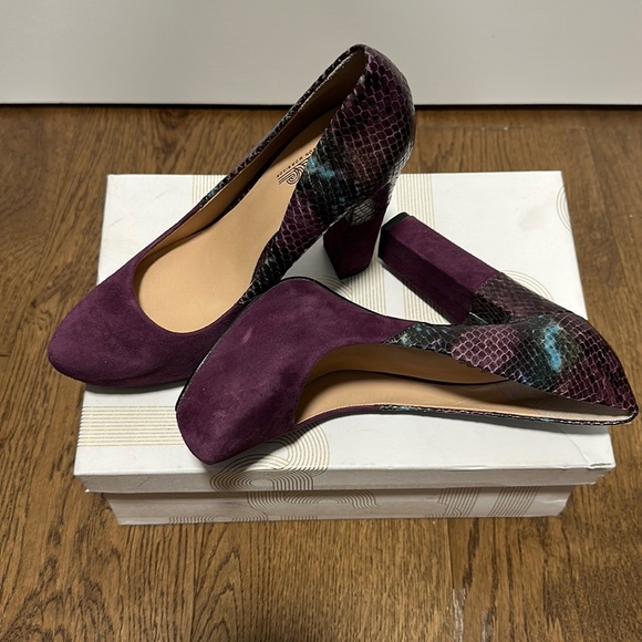 Belle by Sigerson Morrison Heels - Picture 1 of 4